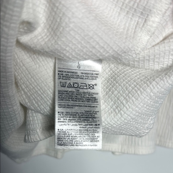 Old Navy Cream Smocked Peplum Blouse Cap Sleeves - Picture 4 of 4